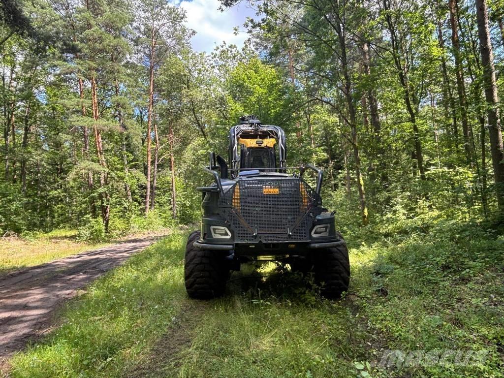 Ponsse Scorpion King Combine forestiere