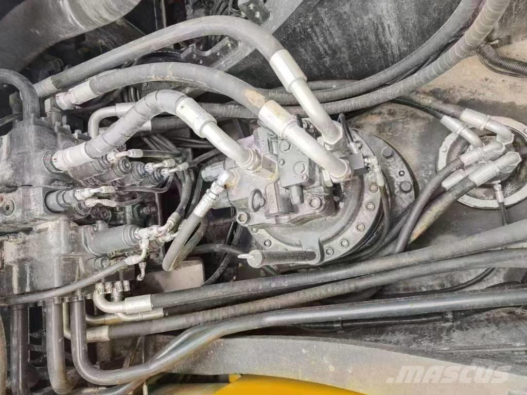 Volvo 240 Excavatoare pe șenile
