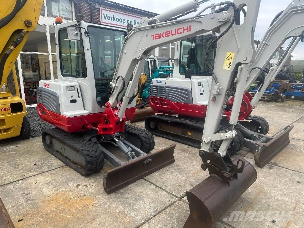 Takeuchi TB228 Mini excavatoare < 7t