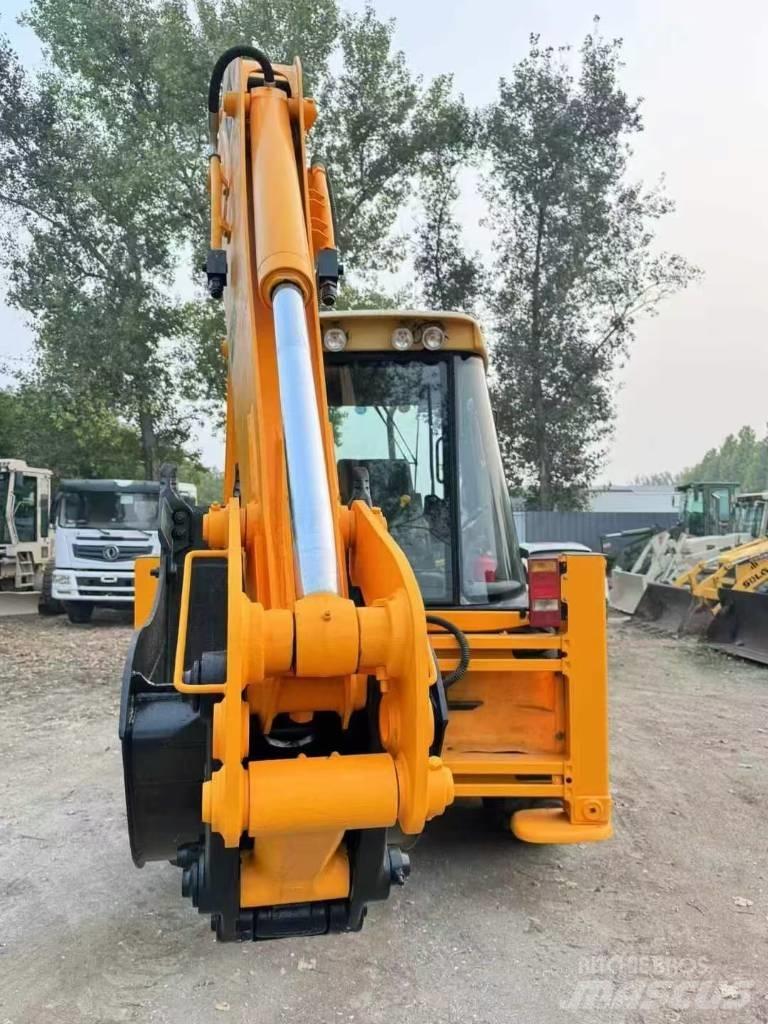 JCB 3 CX Buldoexcavatoare