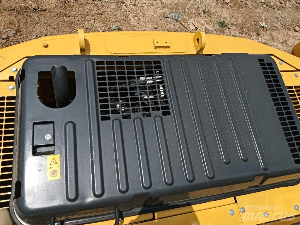 Komatsu PC 130 Excavatoare 7t - 12t