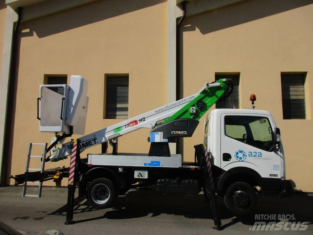 Comet 17/2/8 Platforme aeriene montate pe camion