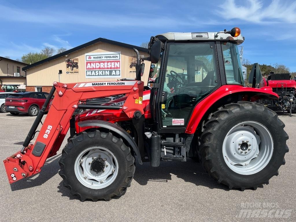Massey Ferguson 5435 Tractoare