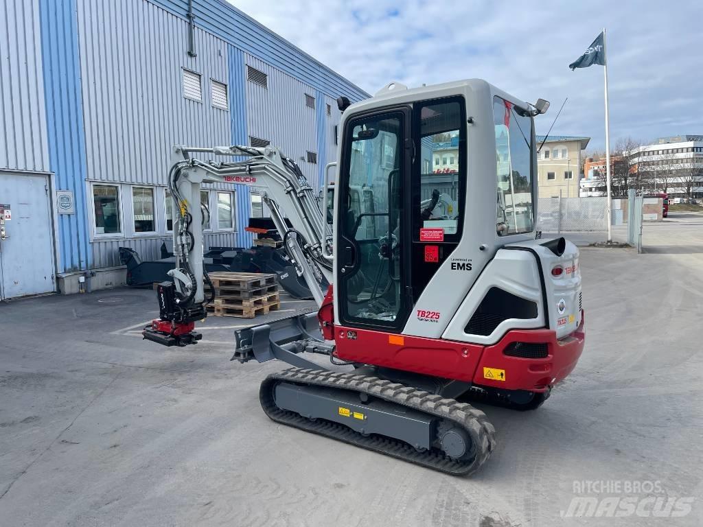 Takeuchi TB 225 Mini excavatoare < 7t