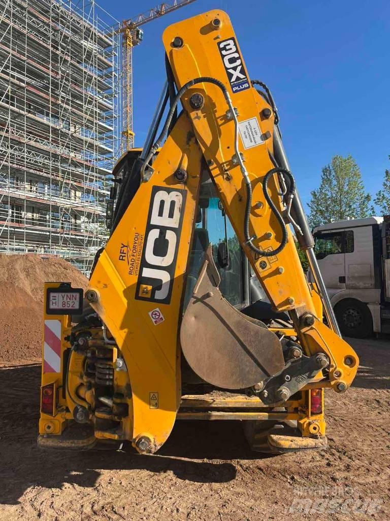 JCB 3 CX Excavatoare 7t - 12t