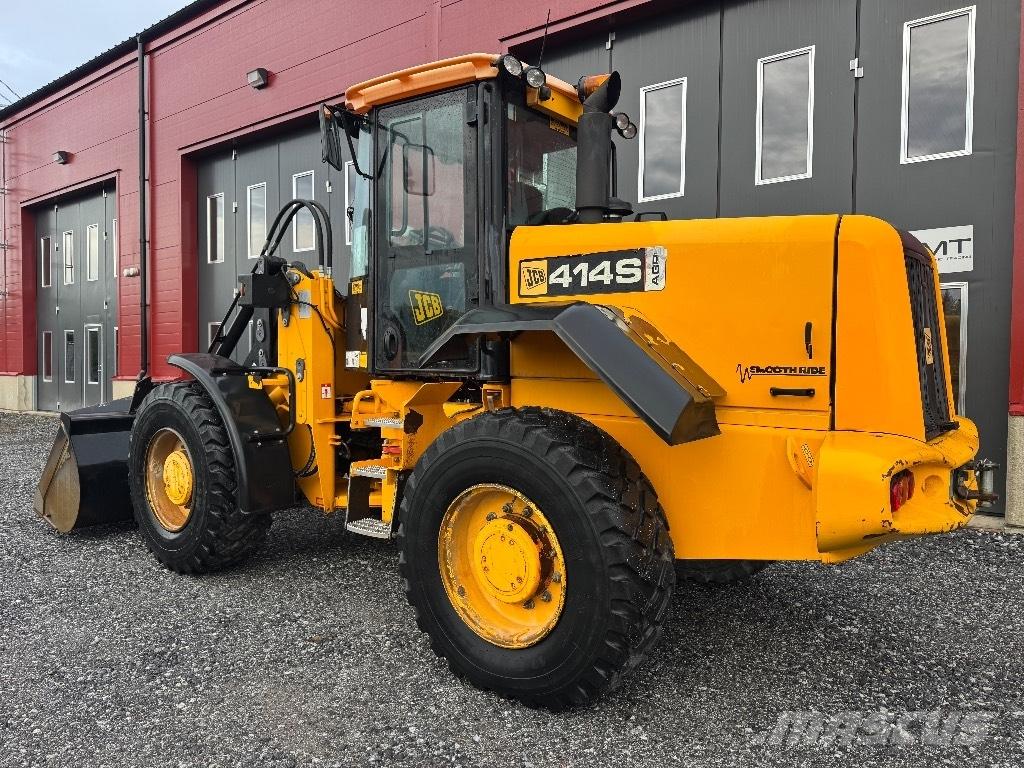 JCB 414 S  4153h 8,9t Incarcator pe pneuri