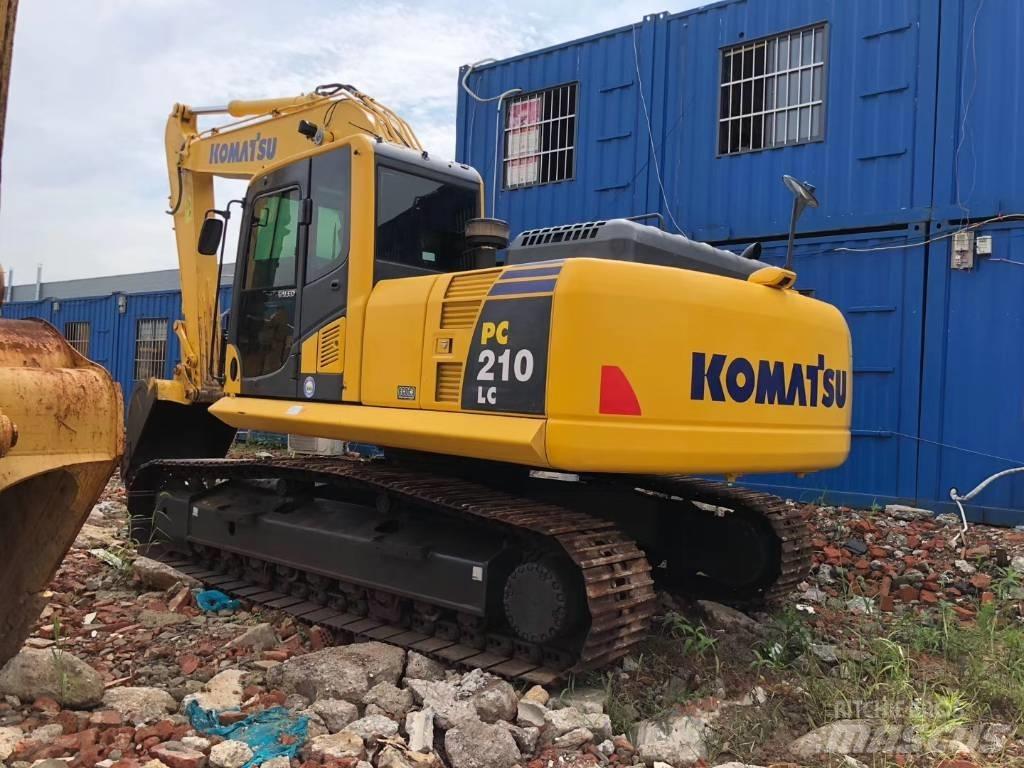 Komatsu 210LC-8 Excavatoare pe șenile
