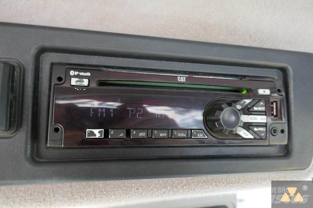 CAT 980M Incarcator pe pneuri
