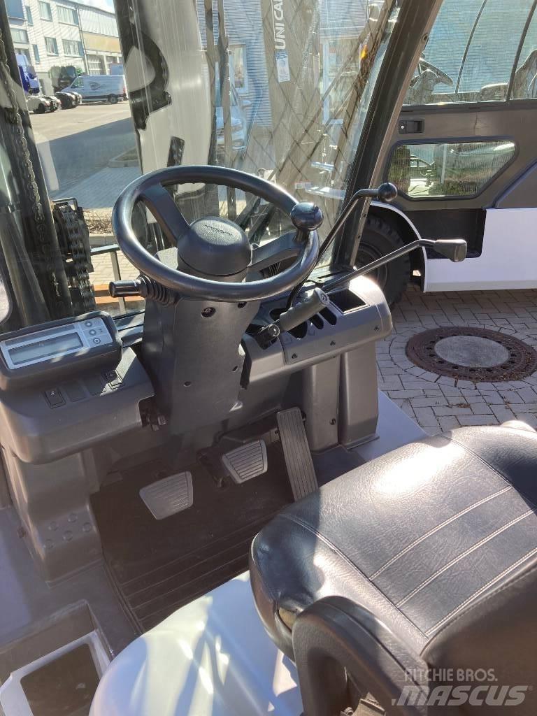 Nissan YG1D2A32Q Stivuitor diesel