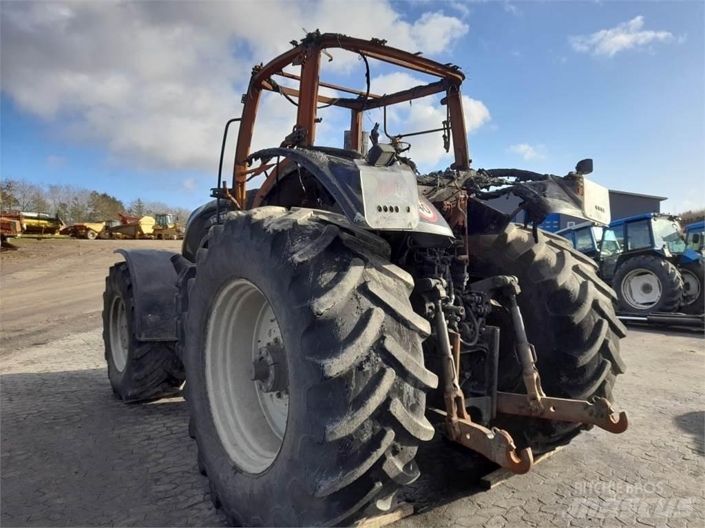 Valtra S374 Tractoare