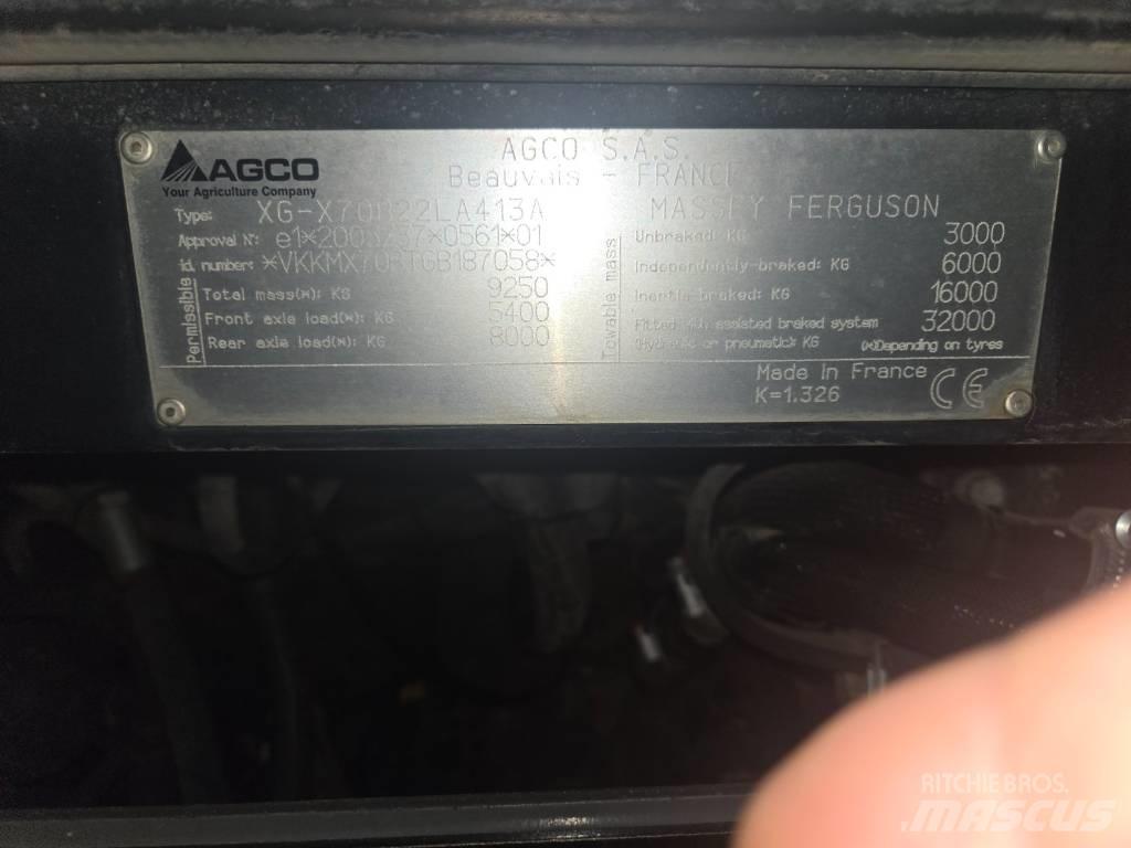 Massey Ferguson 7715 Tractoare