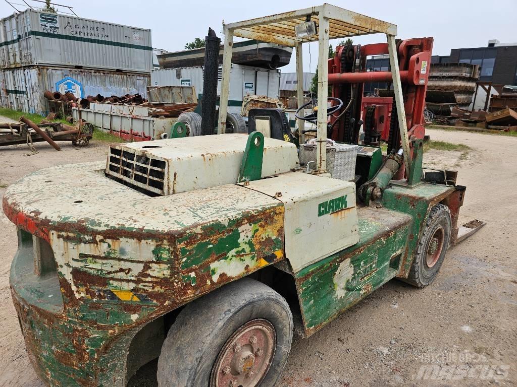 Clark DPH 70 Stivuitor diesel
