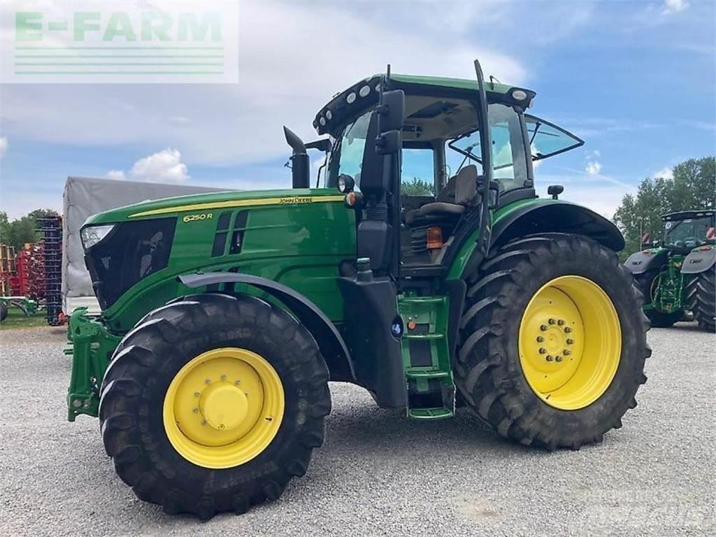 John Deere 6250r Tractoare
