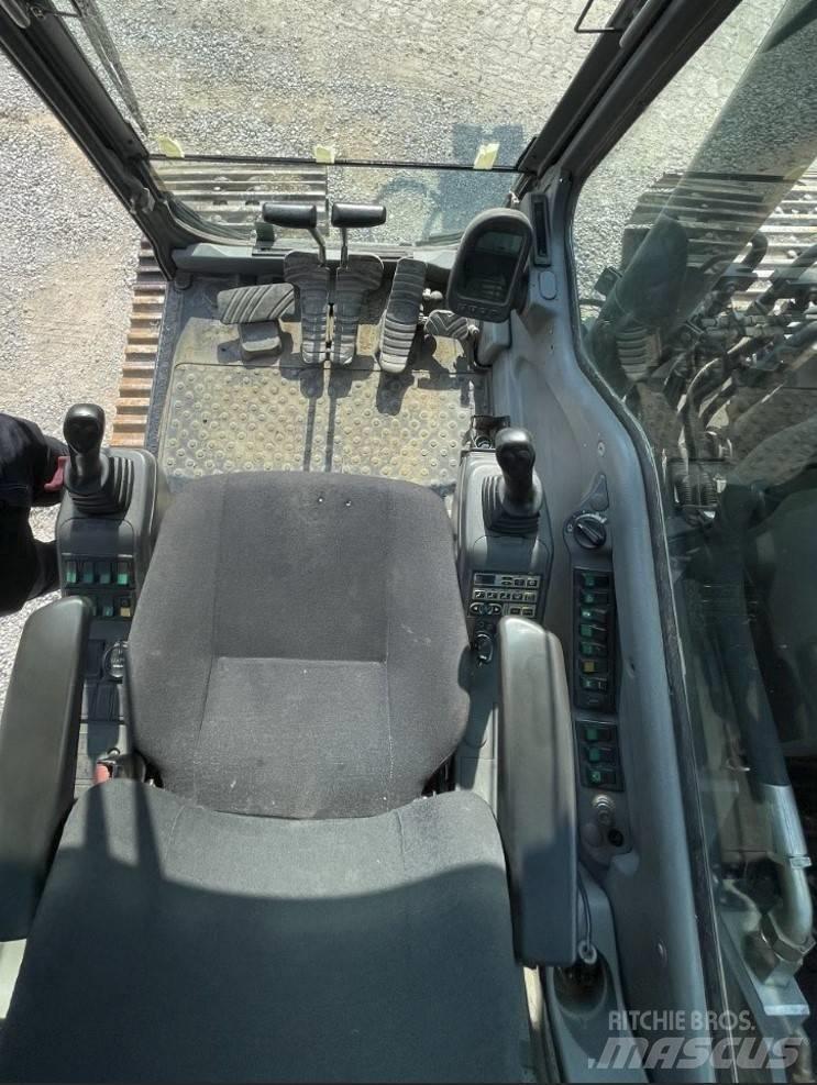 Volvo EC 180 B LC Excavatoare pe șenile
