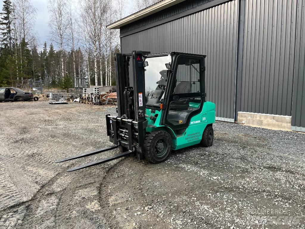 Mitsubishi FD25NT Stivuitor diesel