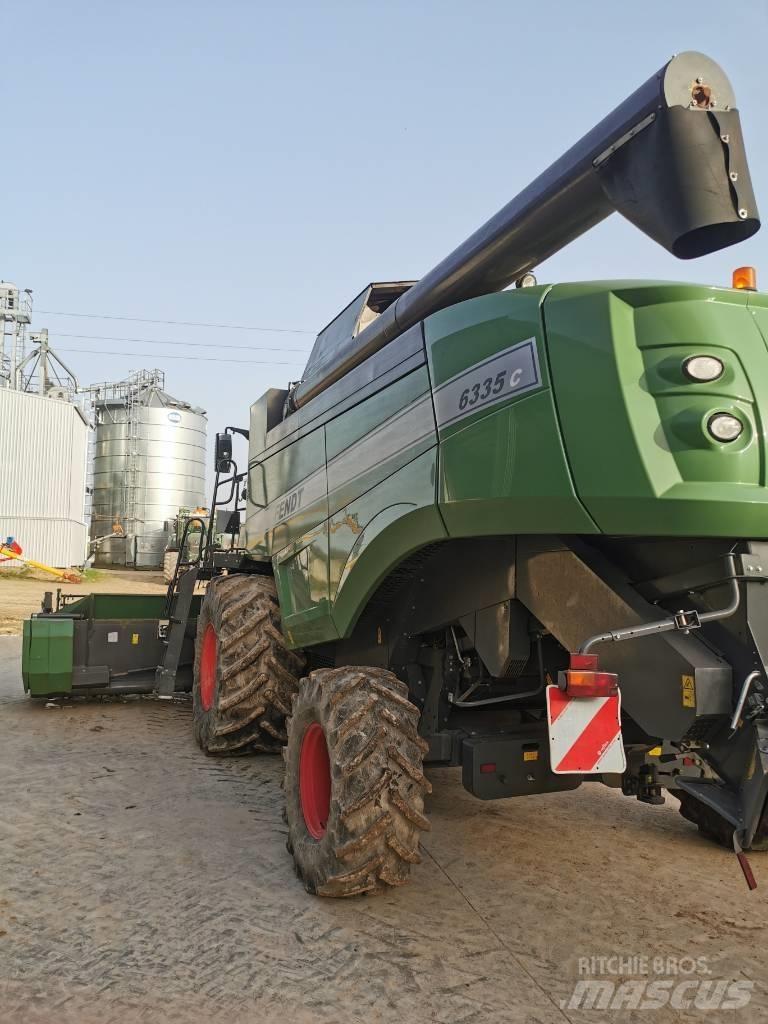Fendt 6335 Combine de secerat
