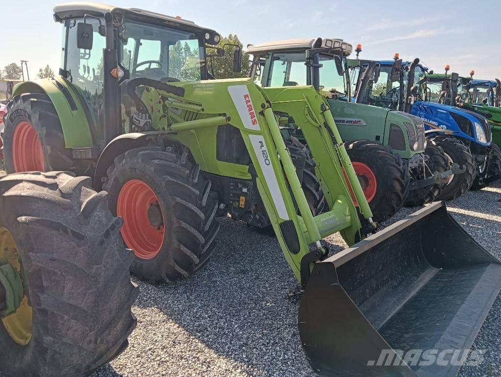 CLAAS Arion 460 Tractoare