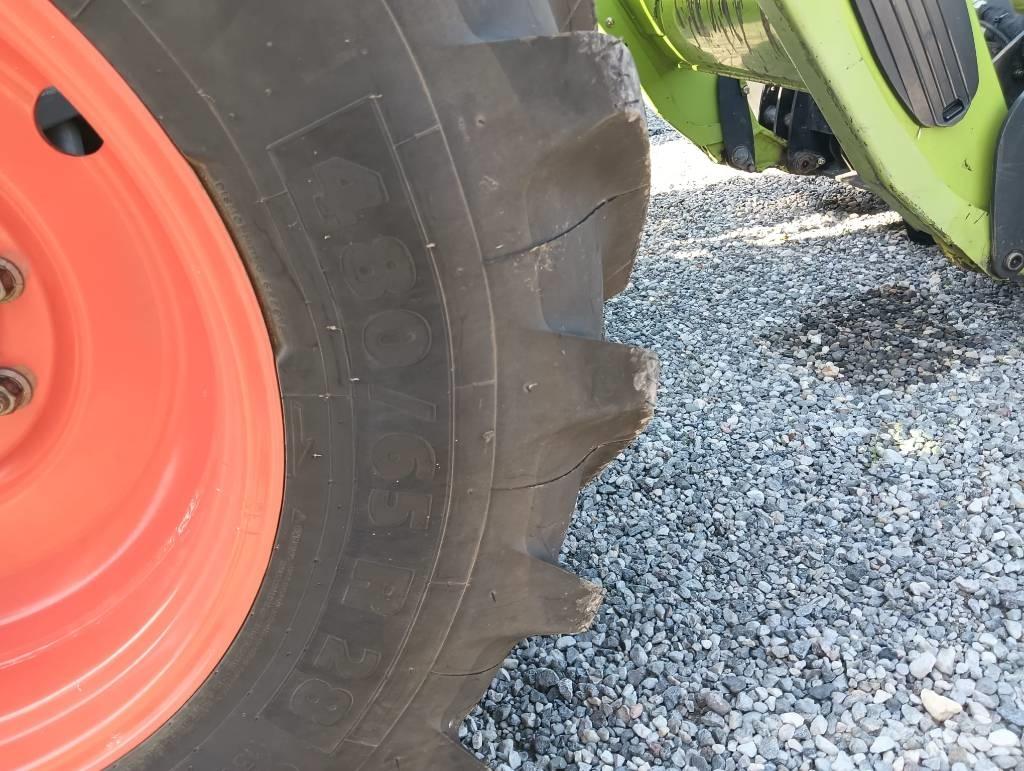 CLAAS Arion 460 Tractoare