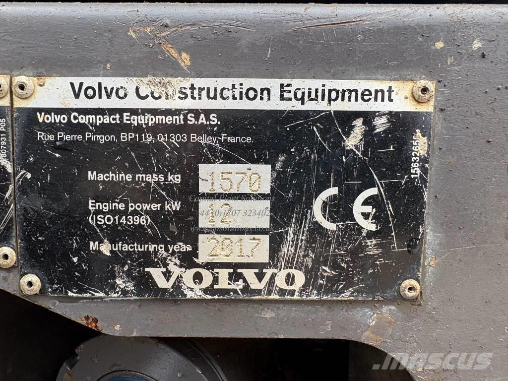 Volvo EC 15 D Mini excavatoare < 7t