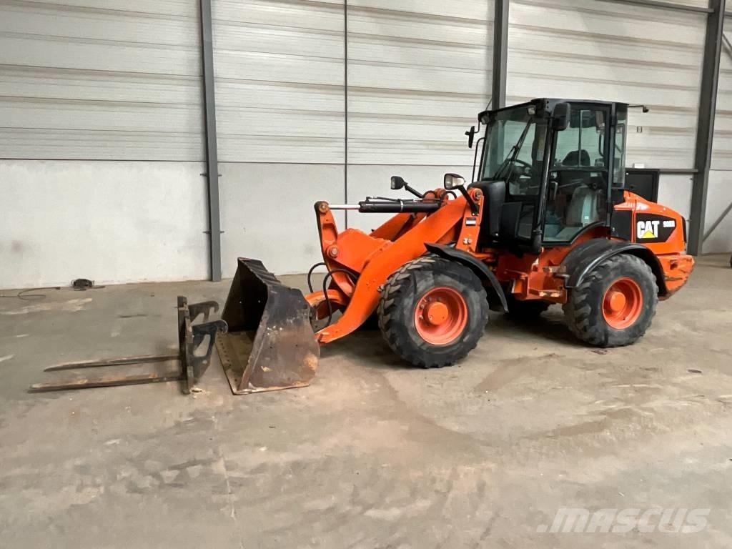CAT 908 H Incarcator pe pneuri
