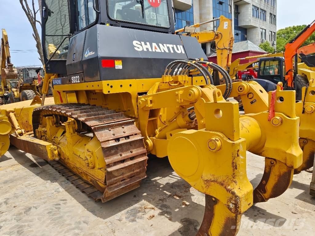 Shantui SD 22 Buldozere pe senile
