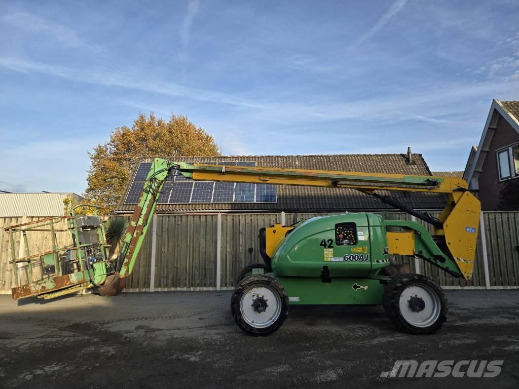 JLG 600 AJ Nacele cu brat articulat