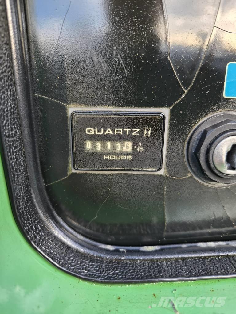 JLG 600 AJ Nacele cu brat articulat