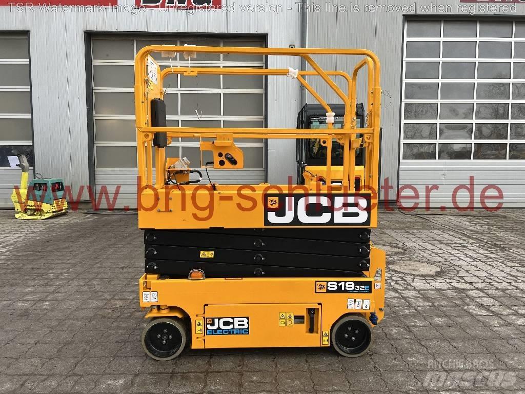 JCB S 1932 E -Demo- Platforme foarfeca