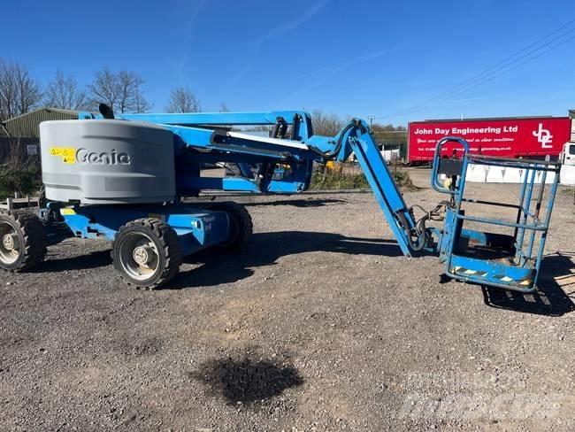 Genie Z 45/25 J Nacele cu brat articulat