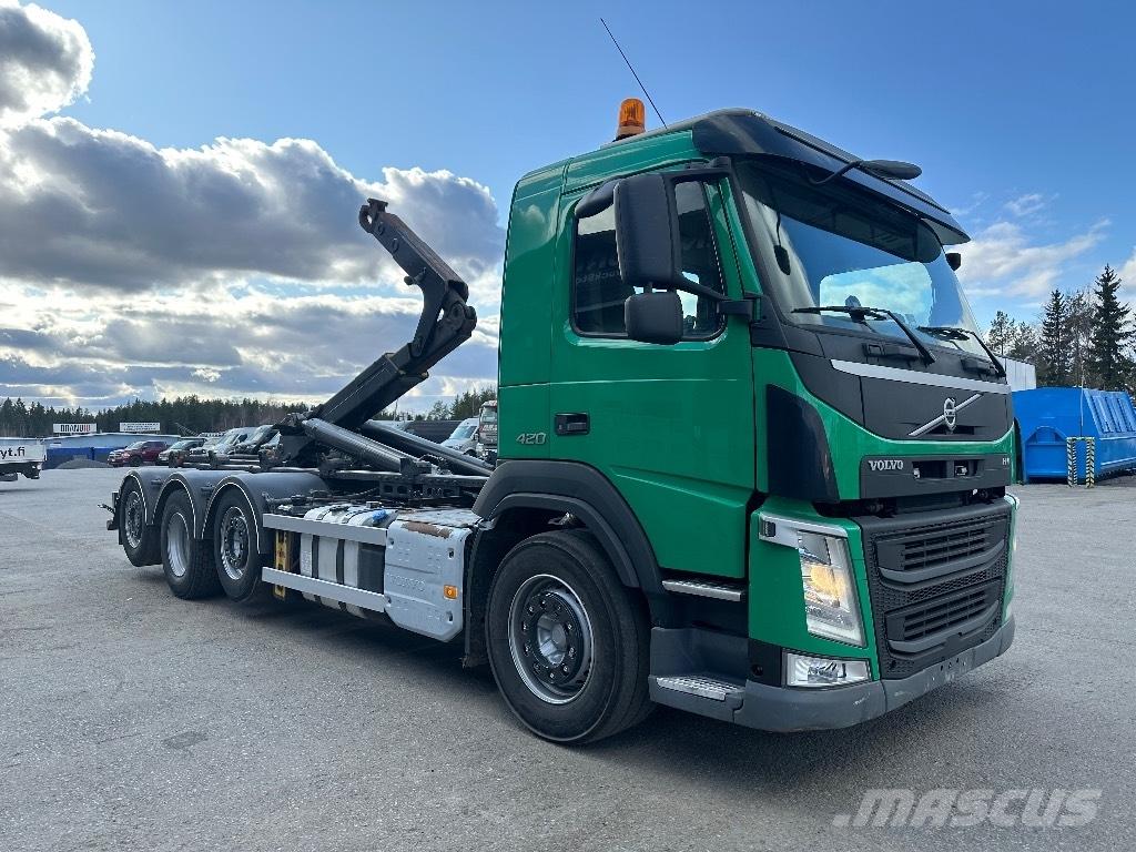 Volvo FM 420 8x2/4 Camion cu carlig de ridicare