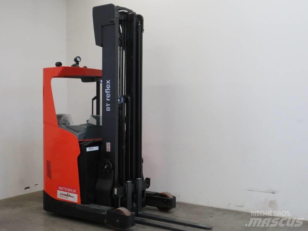 BT RR E 140 H Stivuitor cu catarg retractabil