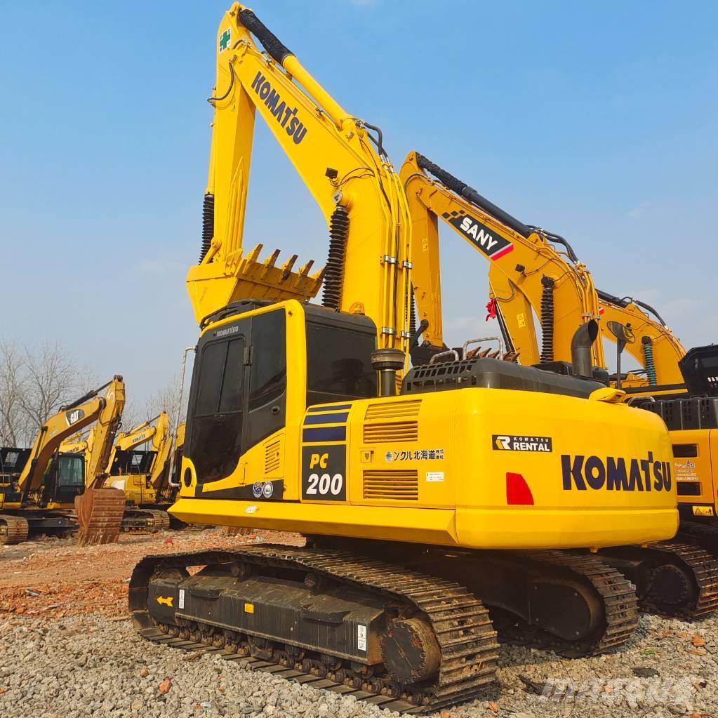 Komatsu PC200-8 Excavatoare pe șenile
