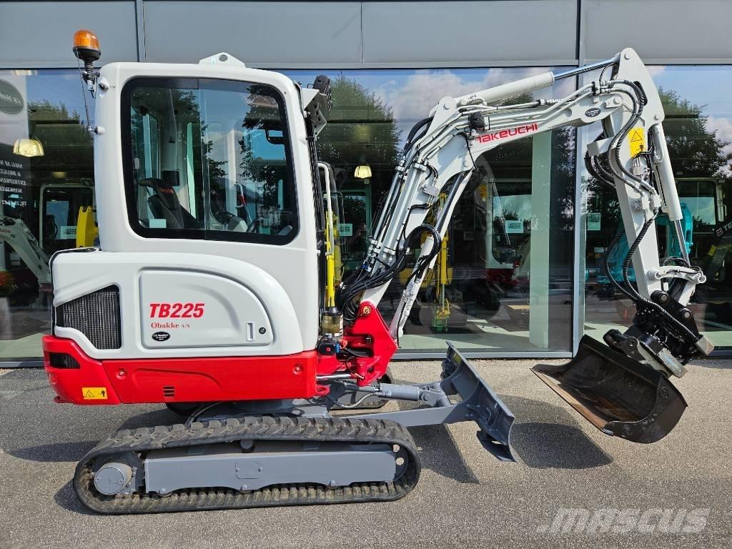 Takeuchi TB 225 Mini excavatoare < 7t