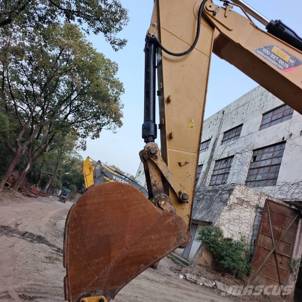 CAT 330GC Excavatoare pe șenile
