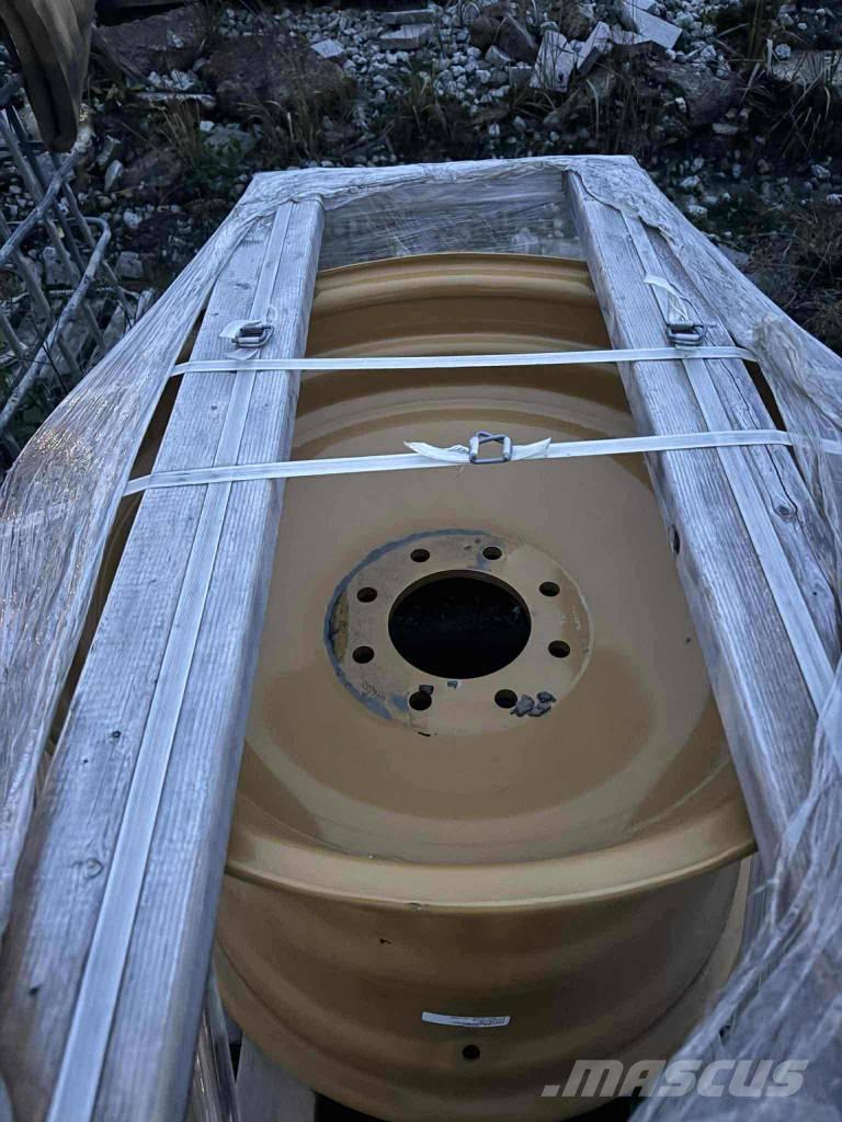 CAT CS 563 	6R4385 Axe