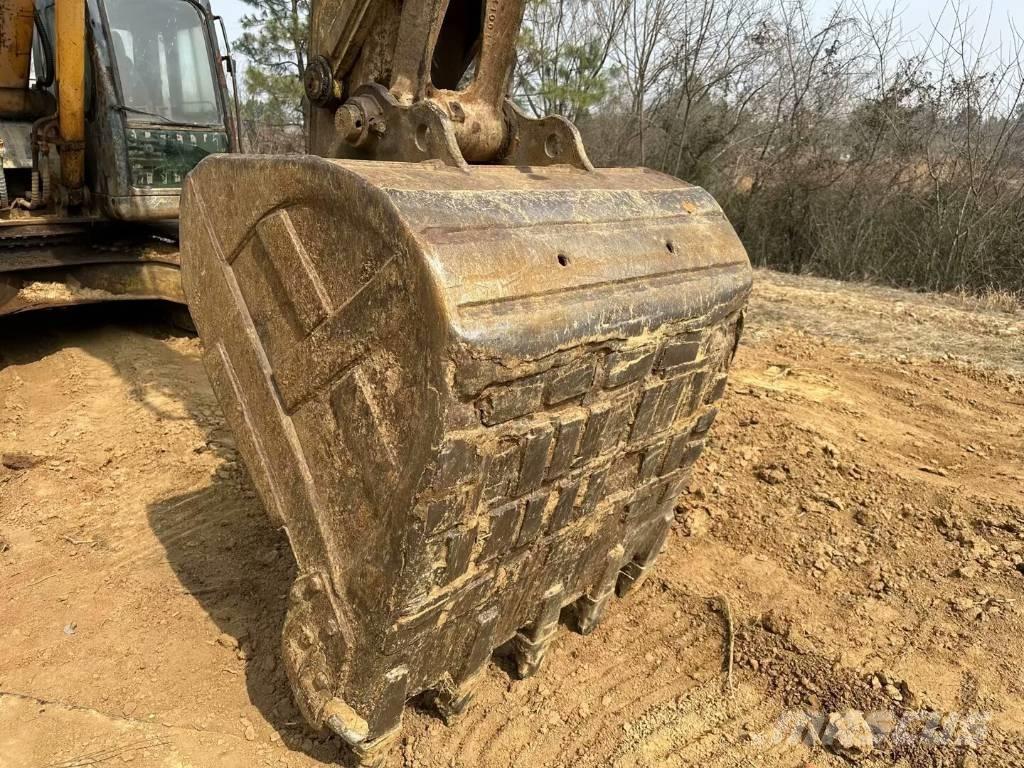 Hyundai 305LC-7 Excavatoare pe șenile
