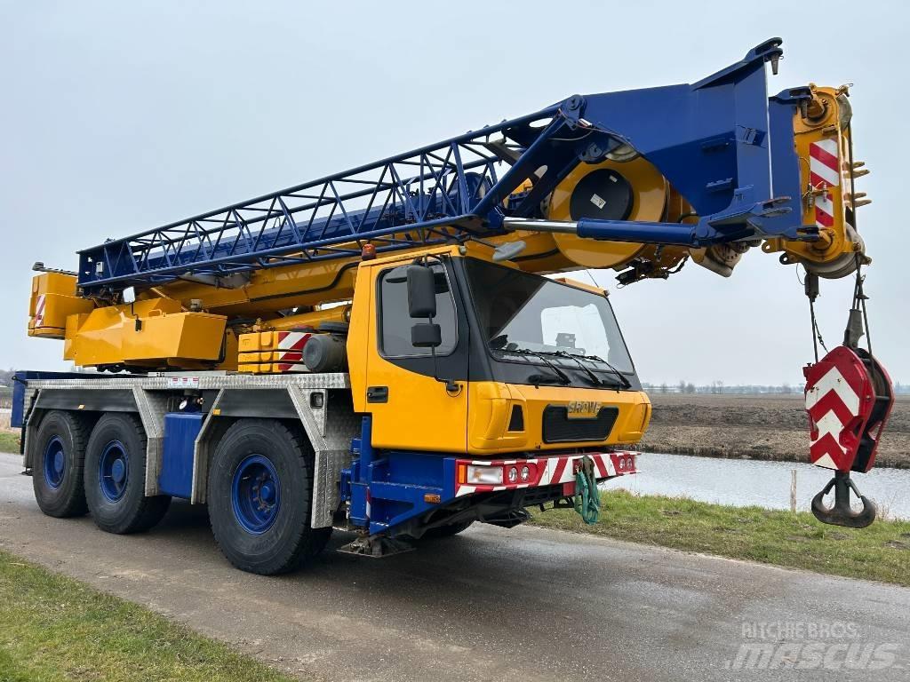 Grove GMK 3055 Macara pentru orice teren