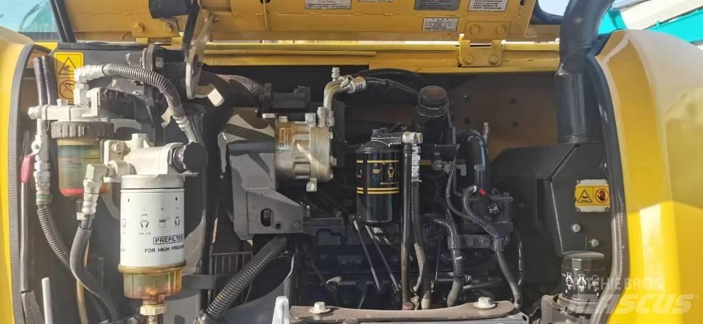 Komatsu PC 60 Excavatoare pe șenile
