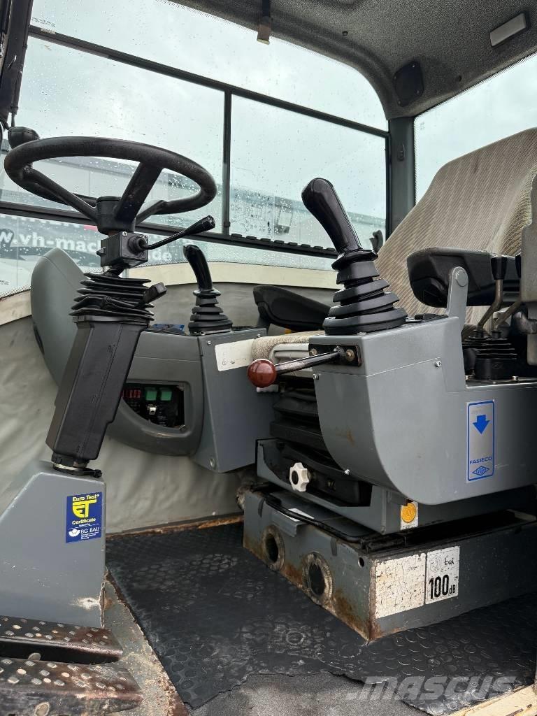 Terex TW 110 Excavatoare cu roti