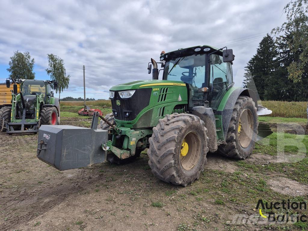 John Deere 6210 R Tractoare