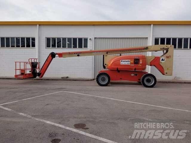 JLG 800 AJ Nacele cu brat articulat