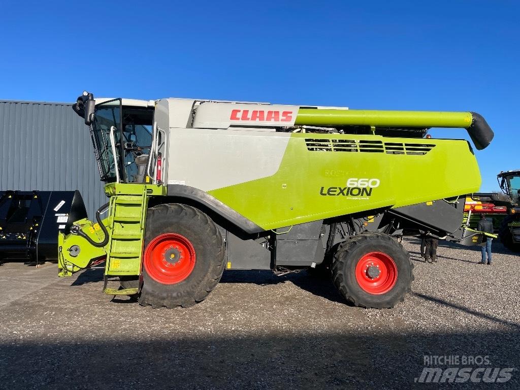 CLAAS Lexion 660 Combine de secerat