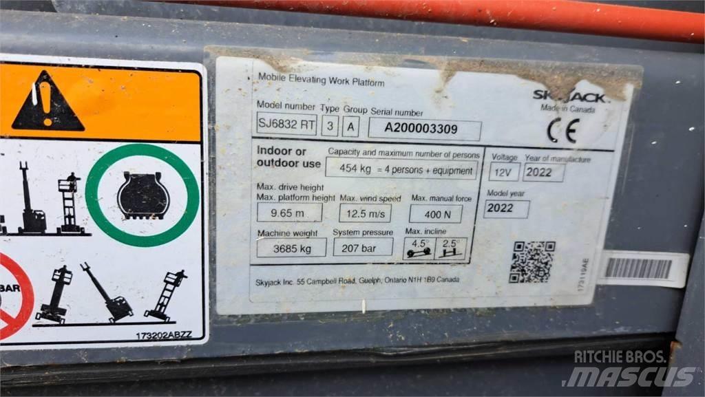 SkyJack 6832RT Platforme foarfeca