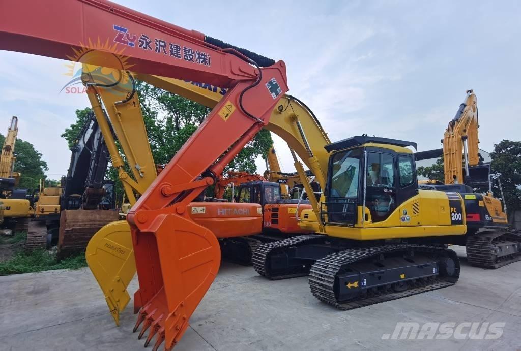 Komatsu PC 200-8 Excavatoare pe șenile
