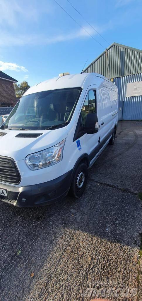 Ford Transit 350 Utilitara