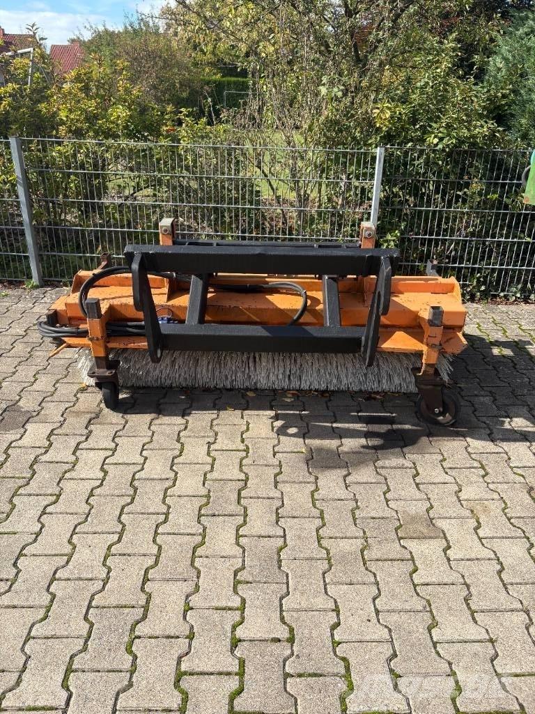 Bema 25 Utilaje întreţinere terenuri - Altele