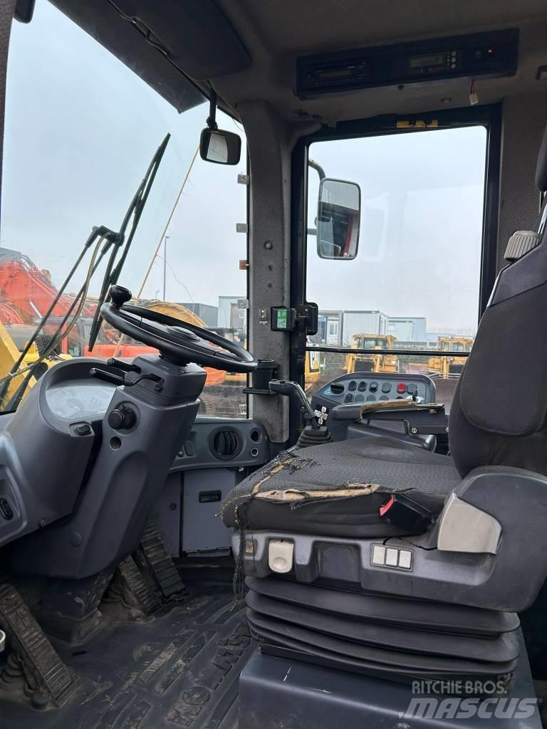 Komatsu WA 380-6 Incarcator pe pneuri