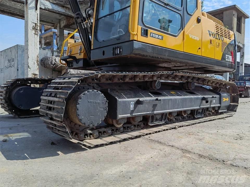 Volvo EC 210 B LC Excavatoare 7t - 12t