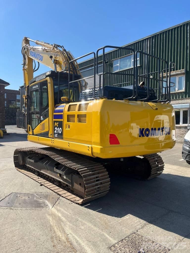 Komatsu PC210LC-11E0 Excavatoare pe șenile
