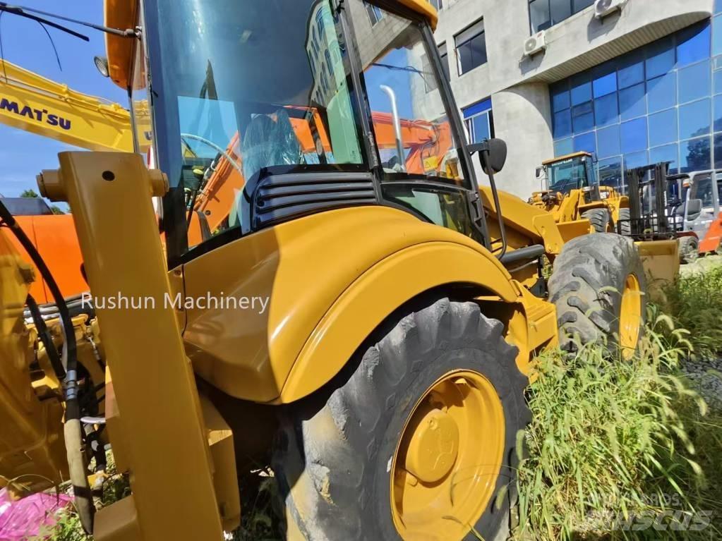 JCB 4 CX Buldoexcavatoare